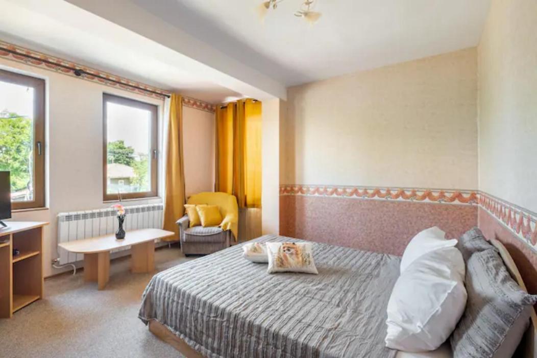 Guest House Geranium Arbanassi Exterior foto