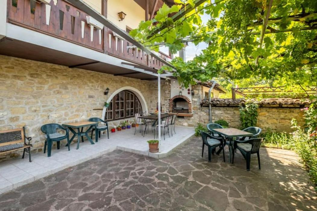Guest House Geranium Arbanassi Exterior foto